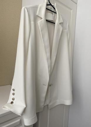 Білий молочний піджак жакет однобортний сорочка блуза1 фото