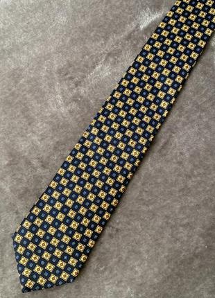 Шелковый галстук англия london с разноцветным фрактальным принтом цвет бежевый, синий2 фото