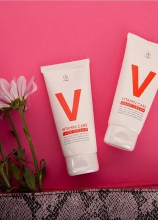 Крем для обличчя зволожуючий vitamin care face cream lambre