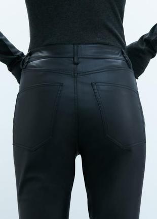 Укороченные брюки из эко кожи zara5 фото