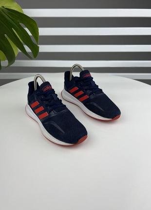 Оригінальні дитячі кросівки adidas