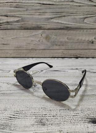 Солнцезащитные очки черные, овальные, унисекс в металлической оправе ( без брендовые )