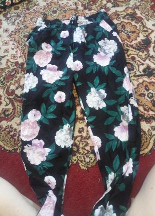 Штаны легкие стильные модные летние