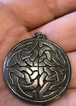 Подвеска скандинавский узор