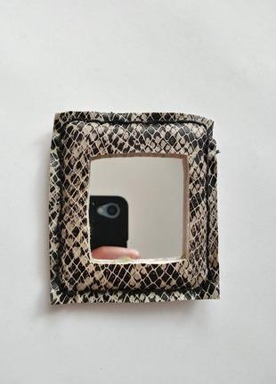 Зеркало зеркальце карманное