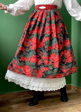 Шерстяная винтажная миди юбка с цветочным принтом розами4 фото