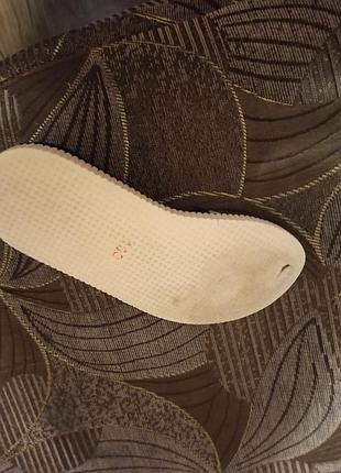 Тапки, капці 4