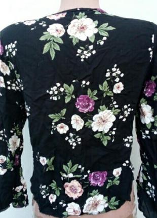 Блуза с цветами3 фото
