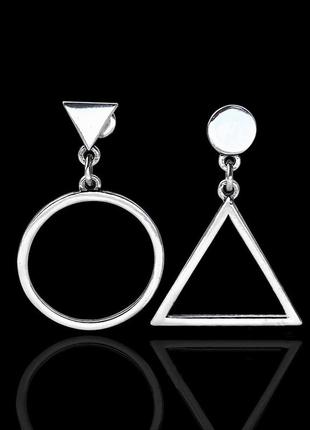 Стильні срібні сережки трикутник і коло