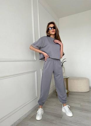 Спортивный костюм3 фото