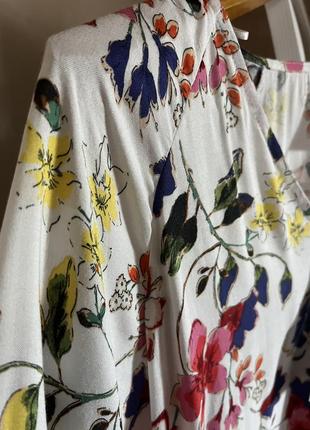 💋 Красивая цветочная весенняя блуза от stradivarius6 фото