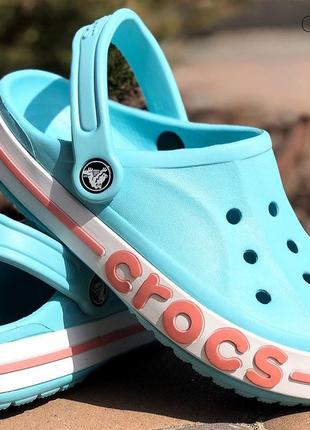 Женские кроксы сабо crocs bayband цвет ice/blue