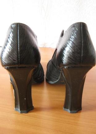 Туфли черные модельные лак/сетка, каблук 10 см, р.384 фото