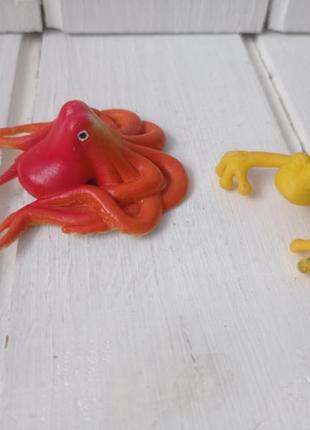 Игрушечные фигурки фигурка осьминог лягушка1 фото