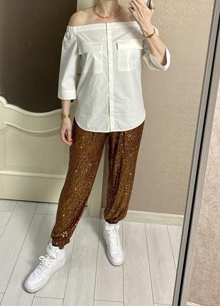 Сорочка з відкритими плечима