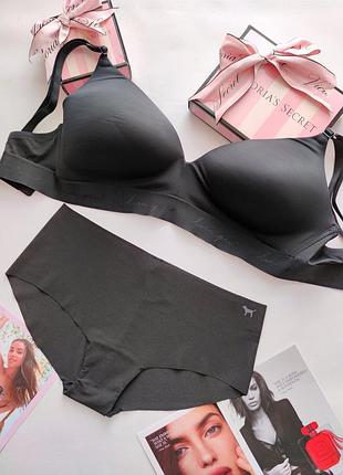 Комплект victoria's secret набор набір бюст бра лифчик білизна вікторія сікрет белье виктория сикрет