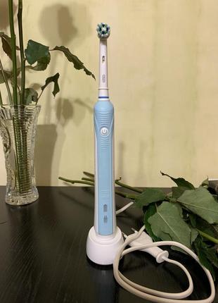 Электрическая зубная щетка oral-b professional care 5001 фото