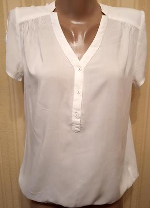 Блуза белая  из вискозы