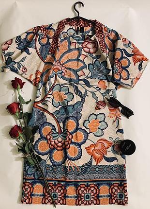 Платье в красивом стиле манго