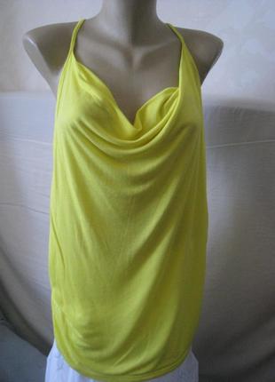 Майка топ блузка пляжная желтая с украшением на спине3 фото