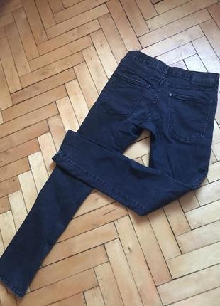 Черные джинсы h&m &drain1 фото