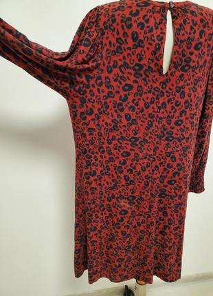 Красивое трикотажное вискозное платье свободного фасона терракотового цвета6 фото