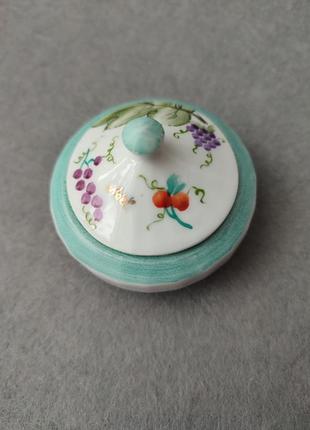 Миниатюрная антикварная фарфоровая шкатулочка adel fine porcelain kabe selezione