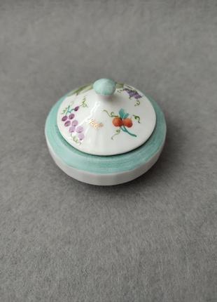 Мініатюрна антикварна порцелянова скринька для прикрас adel fine porcelain kabe selezione10 фото