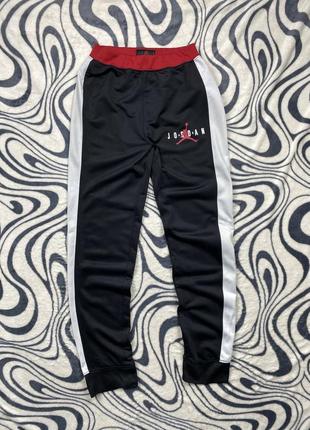 Спортивные штаны jordan
