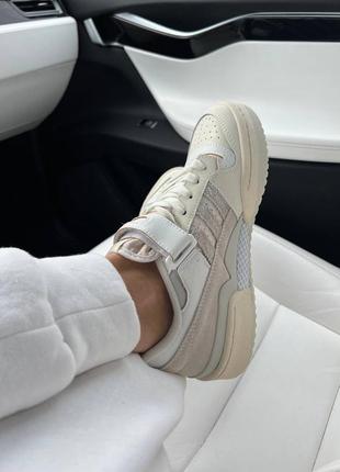 Супер стильные кроссовки адедас adidas forum new beige3 фото