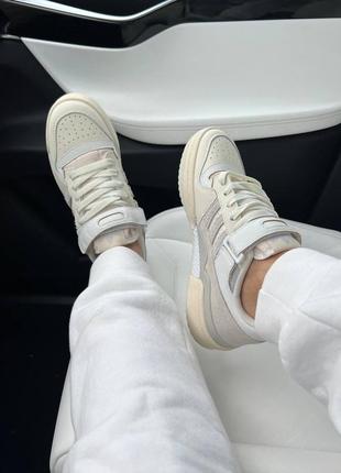 Супер стильные кроссовки адедас adidas forum new beige4 фото