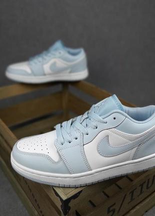 Нереальные женские кроссовки nike air jordan retro 23 low light blue white небесно-голубые с белым6 фото