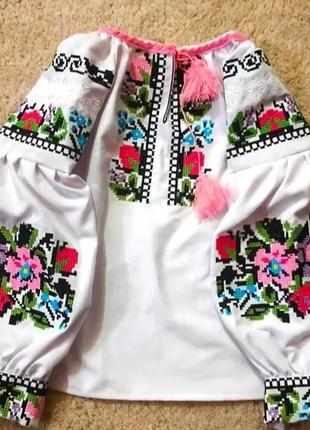 Вышитая рубашка на девочку