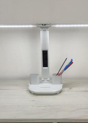 Настільна акумуляторна лампа