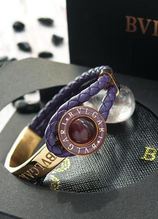 Жіночий шкіряний браслет bvlgari бузкового кольору з позолотою