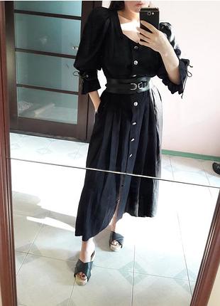 Вінтажна лляна сукня на гудзиках з розрізами