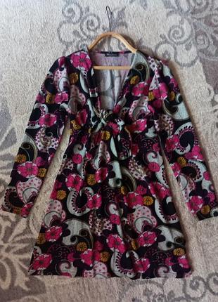 Плаття міні яскраве, вовна. miss swan. s/ m.