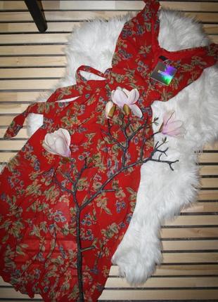 Легкое летнее платье в цветы3 фото
