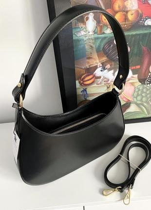Женская черная кожаная сумка ассиметричный багет из кожи сафьяно, италия4 фото