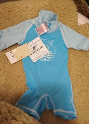 Отличный купальник с защитой от уф лучей 50 от tribord, на 6 месяцев,