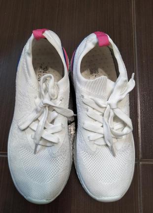 Кросівки на дівчинку