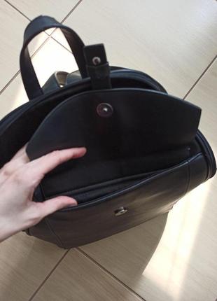 Рюкзак чорний із еко-шкіри4 фото