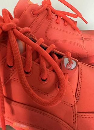 Крутые светоотражающие неоново оранжевые ботинки на платформе оригинал!3 фото