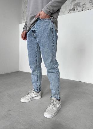 Стильные мужские джинсы мом в голубом цвете