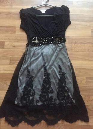 Ошатне чорне плаття з фатиновой спідничкою з вишивкою від my story