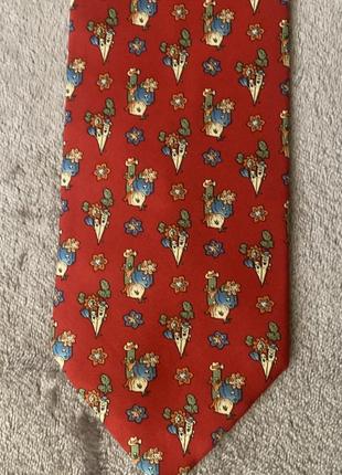 Шелковый галстук англия london  цвет разноцветный красный с принтом веселые овощи2 фото