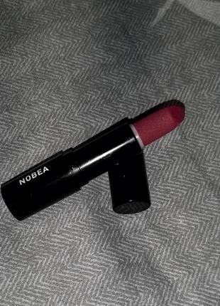 Nobea day-to-day matte lipstick матуюча помада4 фото