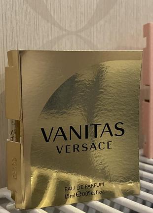 Versace vanitas