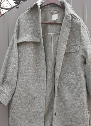 Жіноче домісезонне пальто h&m.