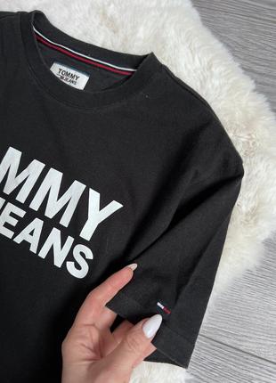 Tommy jeans женская фирменная футболка оригинал7 фото